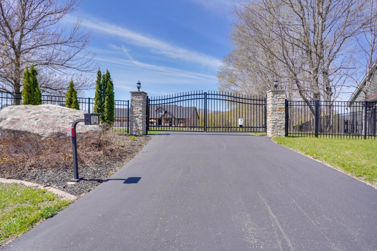 Expansive Shakopee Vacation Rental On 5 Acres! المظهر الخارجي الصورة